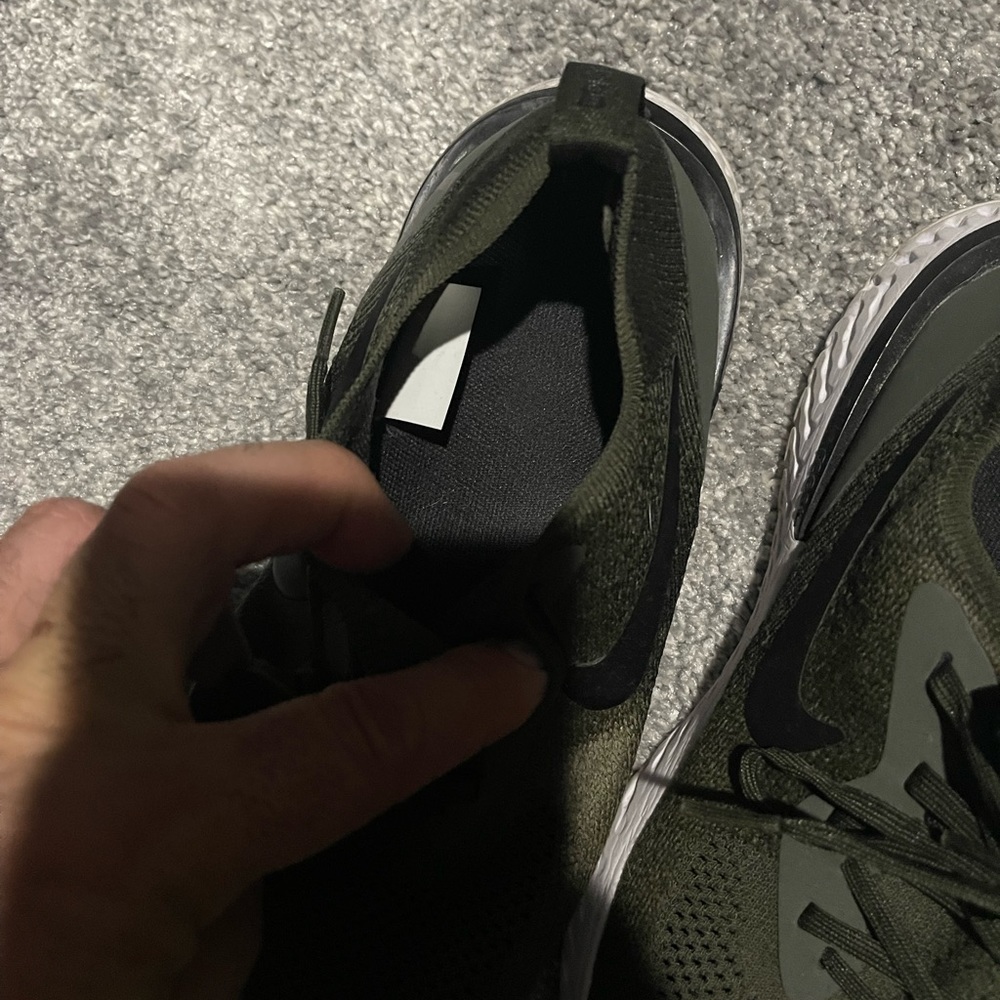 Nike Epic React Size 10 - image 7